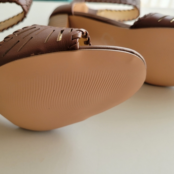 C Wonder Brown Leather Heels - Picture 8 of 8